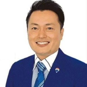 株式会社Revo